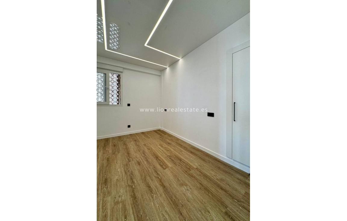 Resale - Apartment / flat - San Pedro del Pinatar - Lo pagan