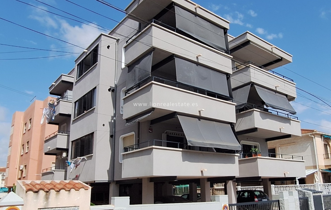 Resale - Apartment / flat - Santa Pola - Gran Playa