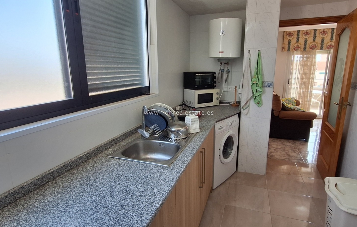 Resale - Apartment / flat - Santa Pola - Gran Playa