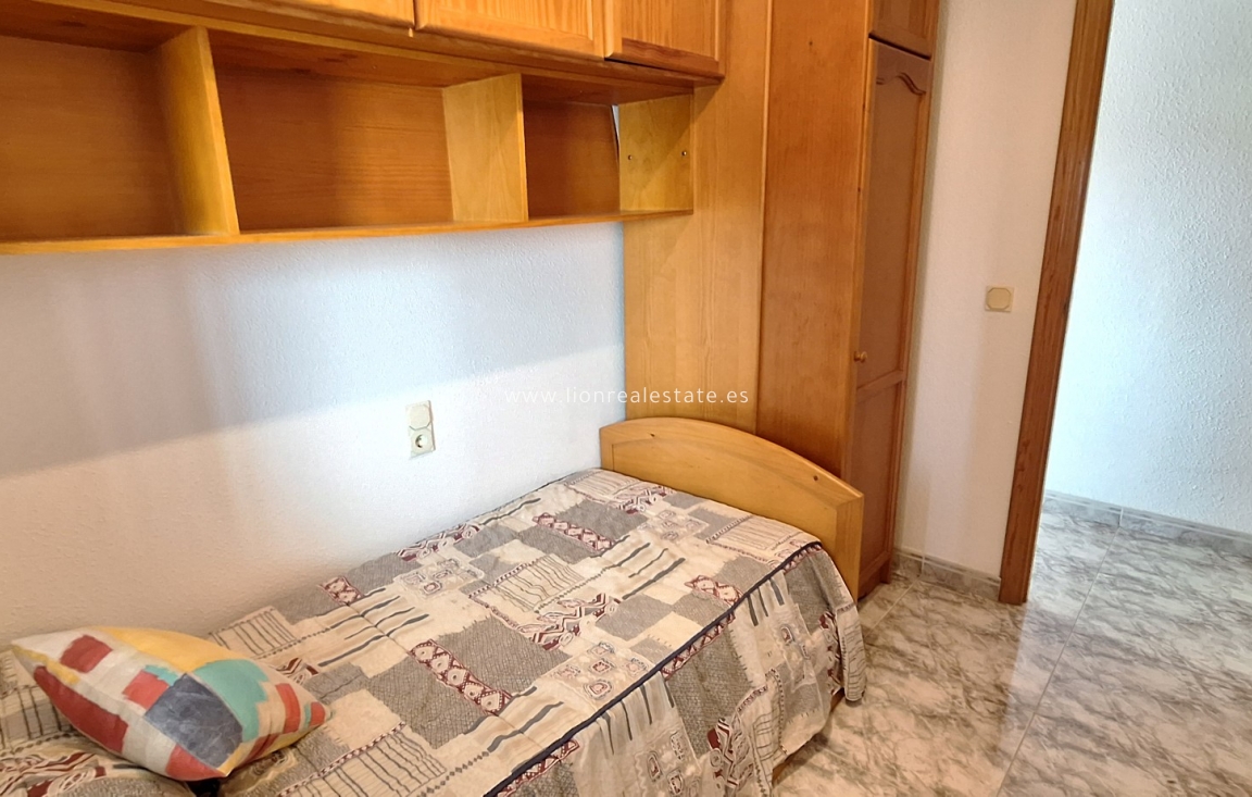 Resale - Apartment / flat - Santa Pola - Gran Playa