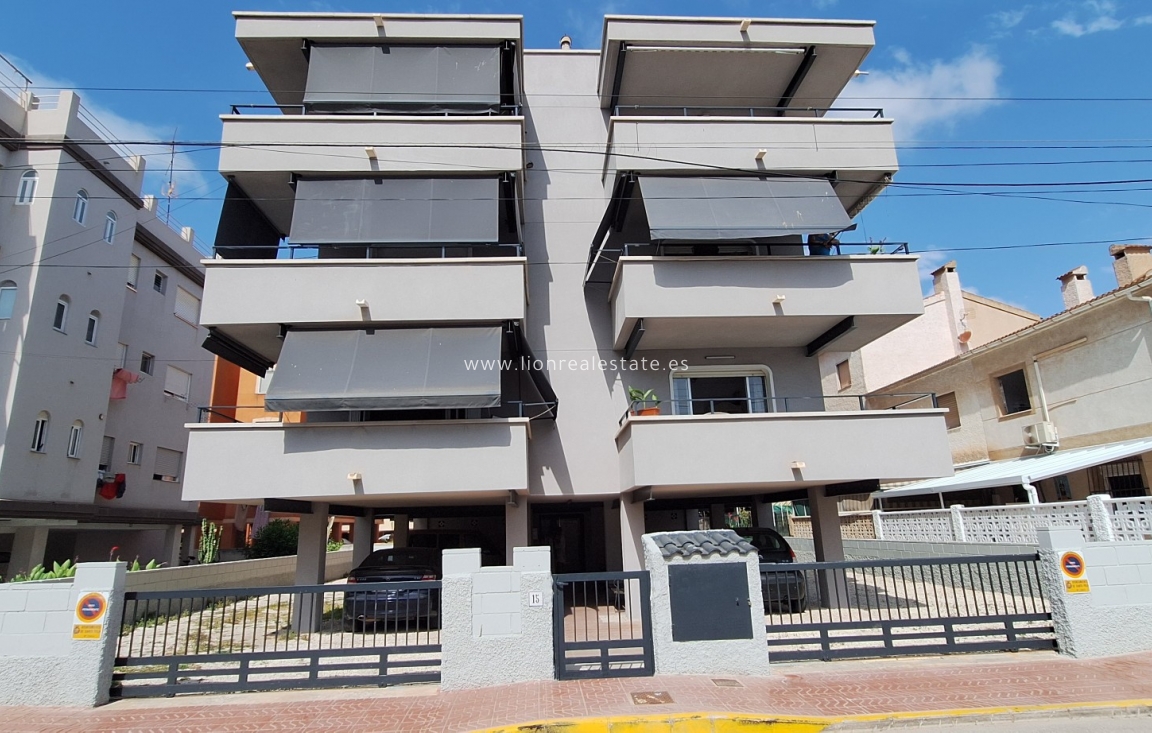 Resale - Apartment / flat - Santa Pola - Gran Playa