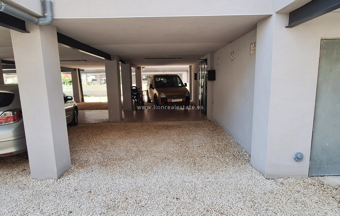 Resale - Apartment / flat - Santa Pola - Gran Playa