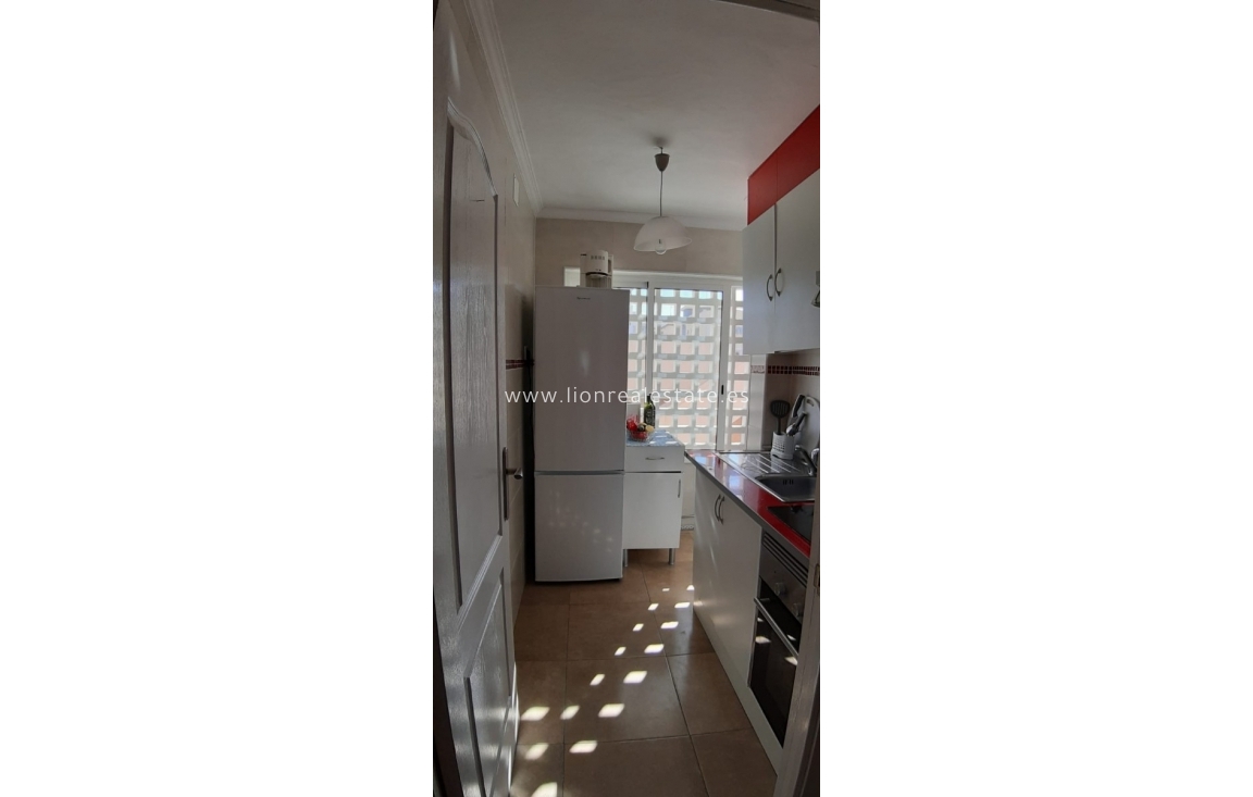 Resale - Apartment / flat - Santa Pola - Santiago Bernabeu