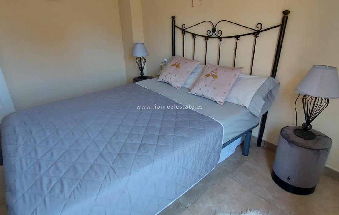 Resale - Apartment / flat - Santa Pola - Santiago Bernabeu