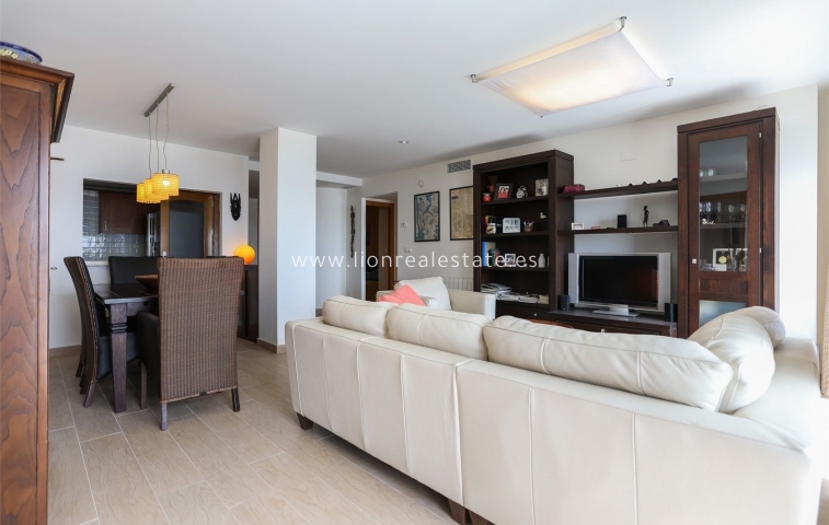 Resale - Apartment / flat - Torrevieja - Centro