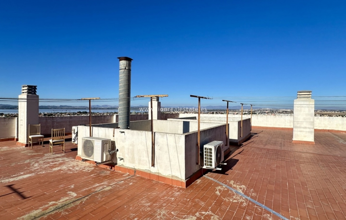 Resale - Apartment / flat - Torrevieja - El Molino