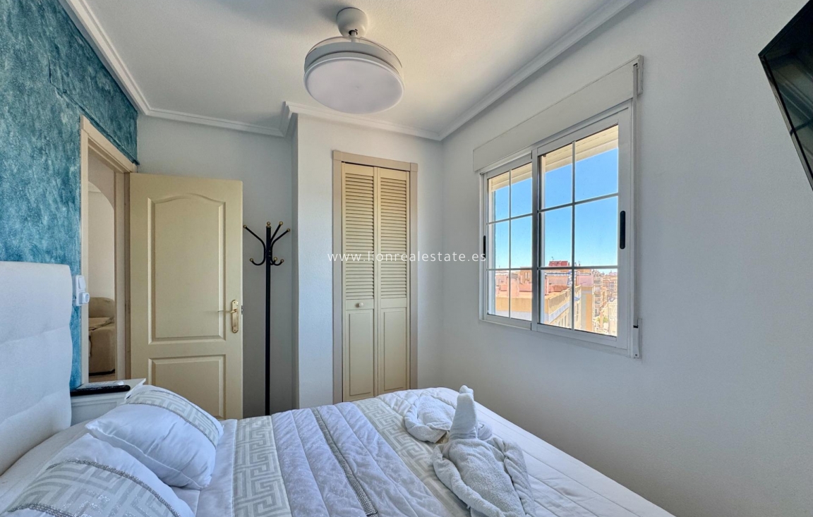Resale - Apartment / flat - Torrevieja - Gaspar Perrelló