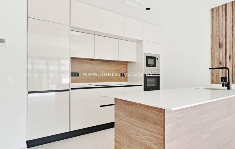 Resale - Apartment / flat - Torrevieja - La Veleta