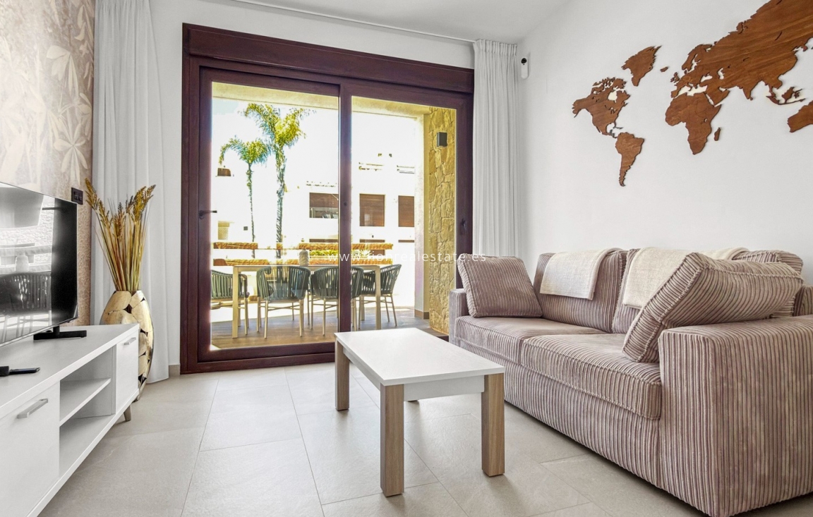 Resale - Apartment / flat - Torrevieja - Los Balcones - Los Altos del Edén