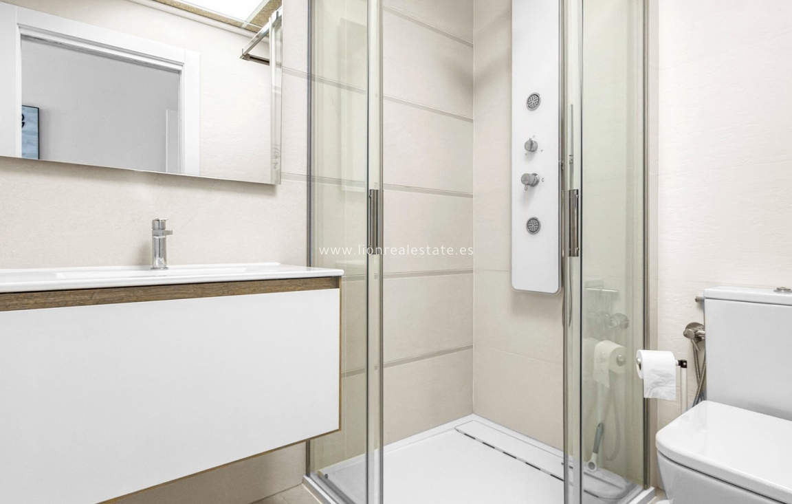 Resale - Apartment / flat - Torrevieja - Los Balcones - Los Altos del Edén