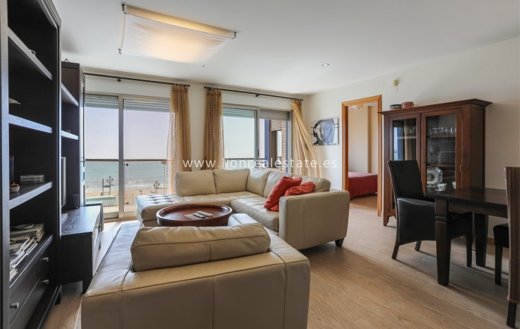 Resale - Apartment / flat - Torrevieja - Playa de los Locos