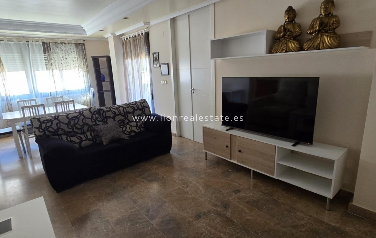 Resale - Apartment / flat - Torrevieja - torrevieja