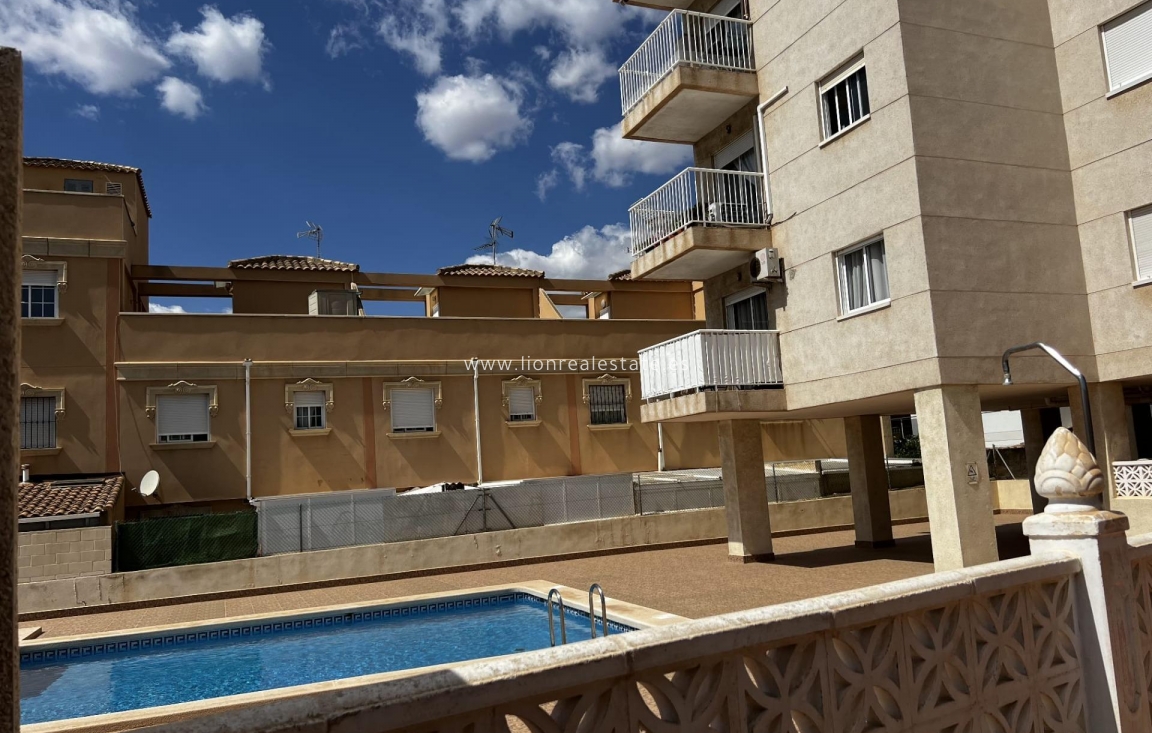 Resale - Apartment / flat - Torrevieja