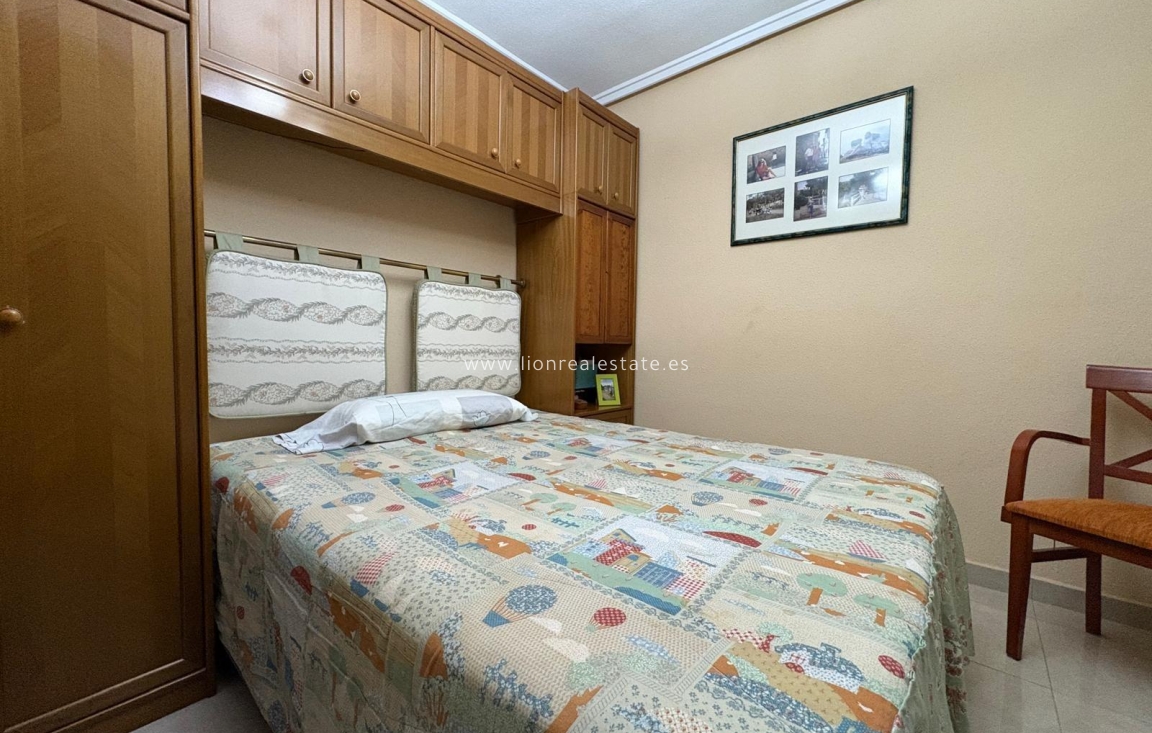 Resale - Apartment / flat - Torrevieja