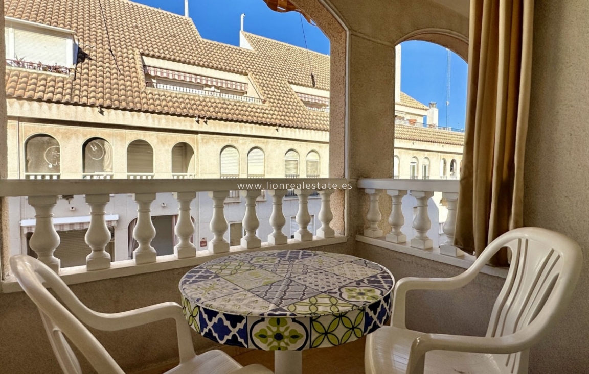 Resale - Apartment / flat - Torrevieja