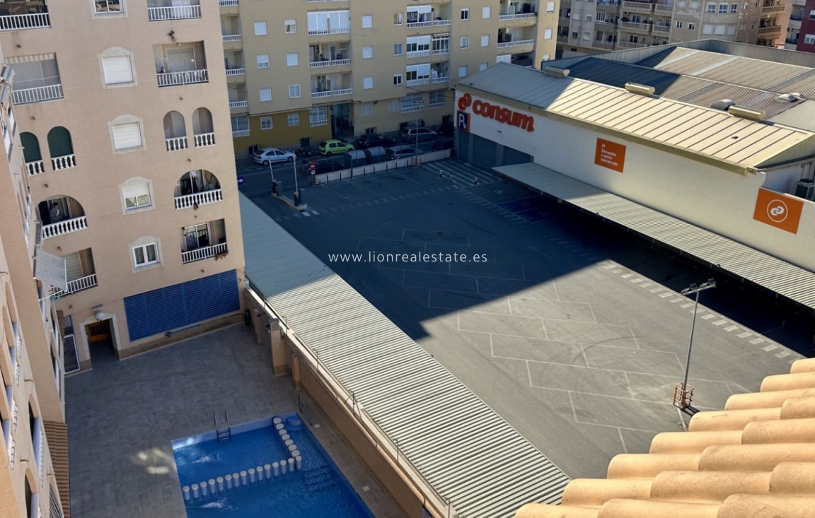 Resale - Apartment / flat - Torrevieja