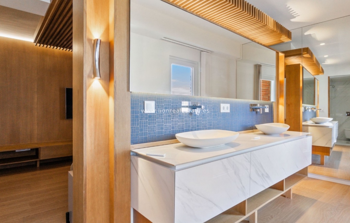 Resale - Apartment / flat - Torrevieja