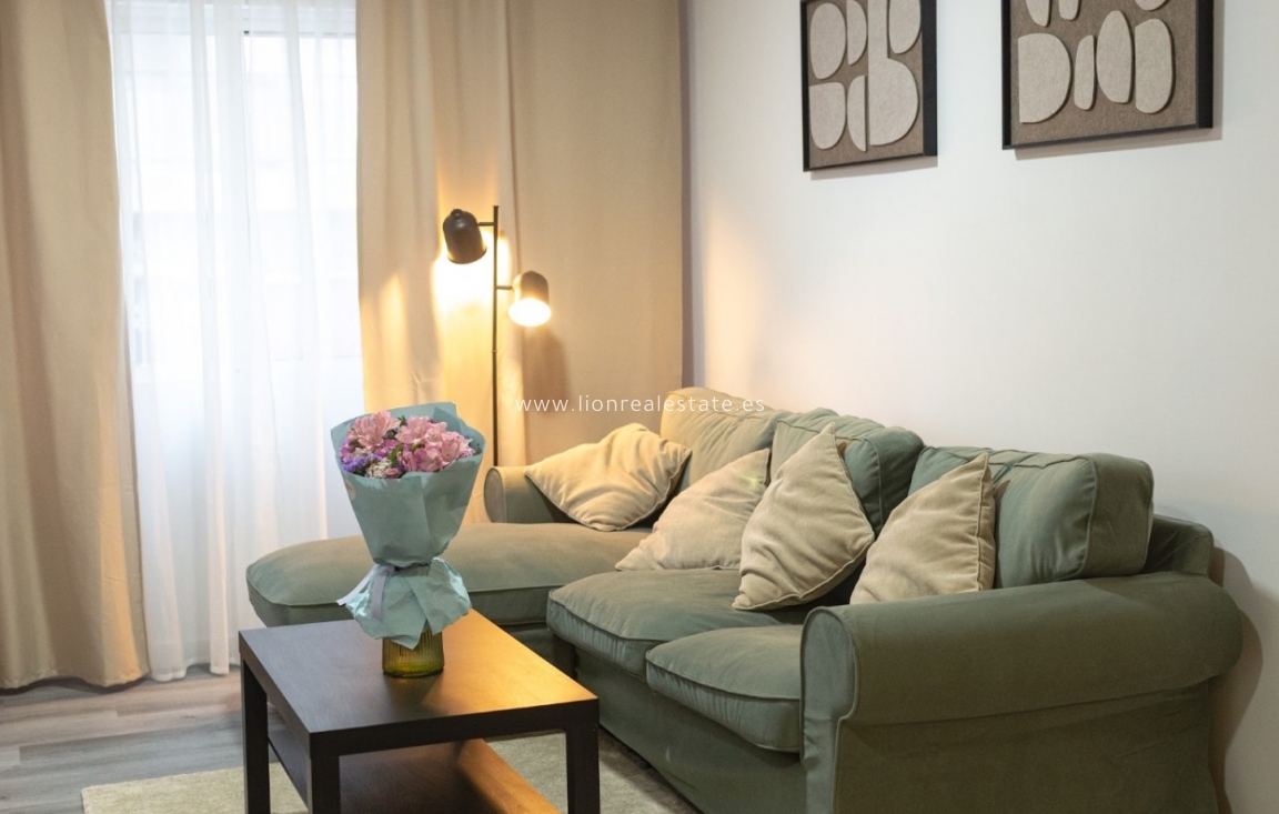 Resale - Apartment / flat - Torrevieja