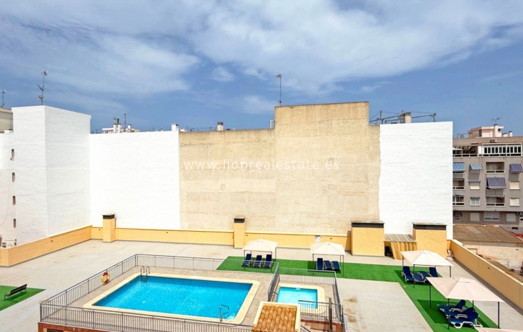 Resale - Apartment / flat - Torrevieja