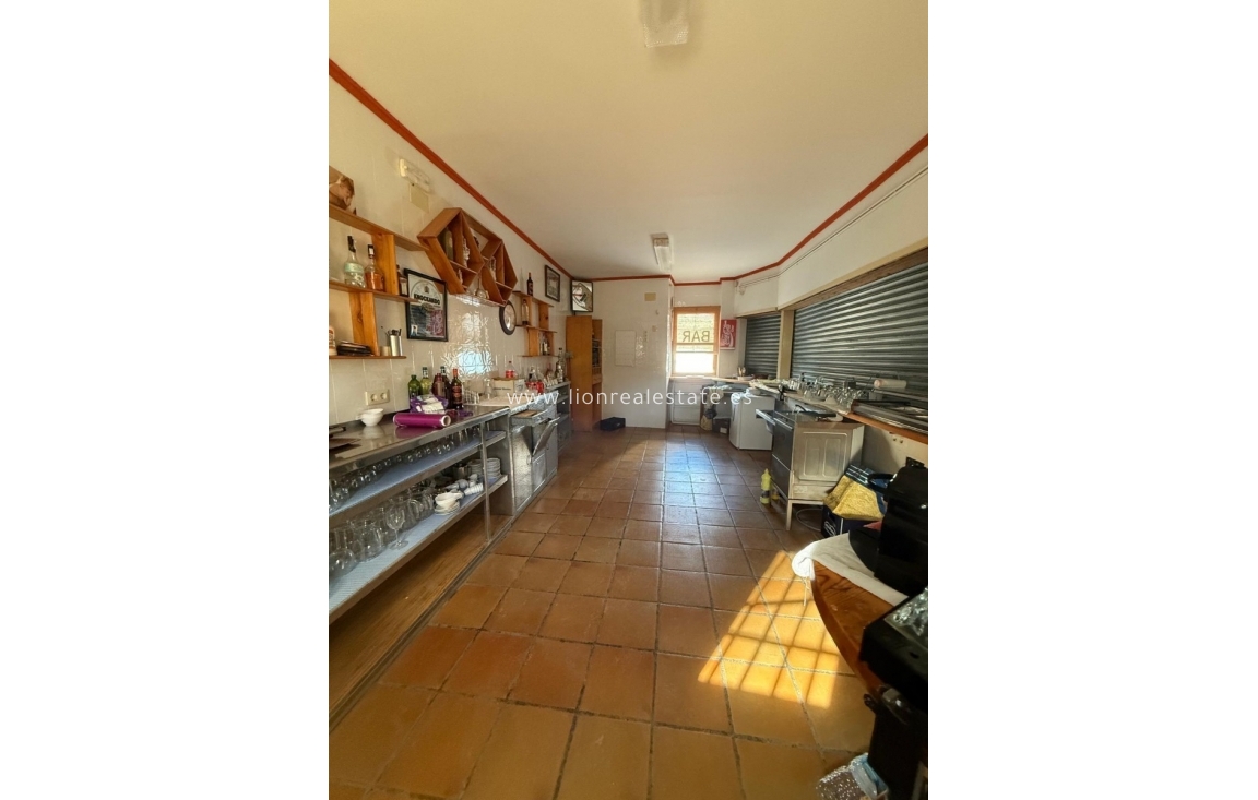 Resale - Building - Valencia