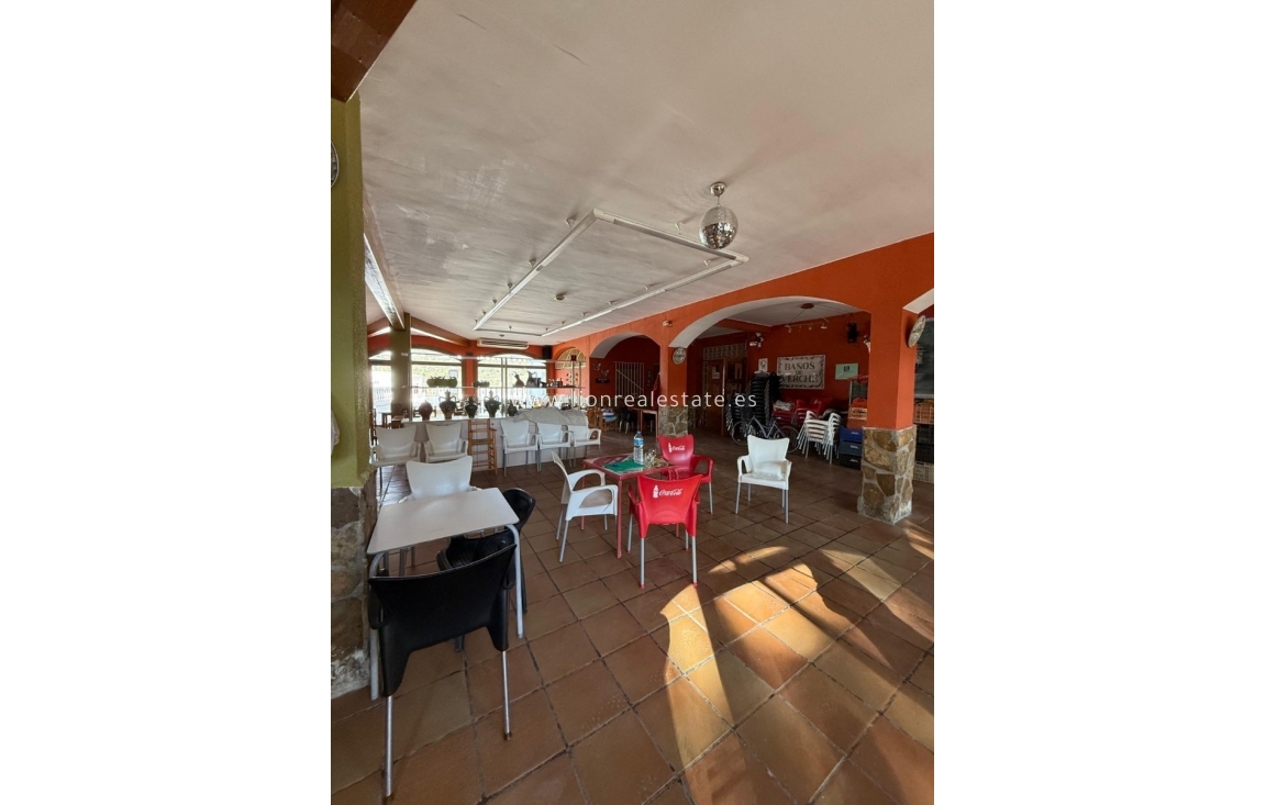 Resale - Building - Valencia