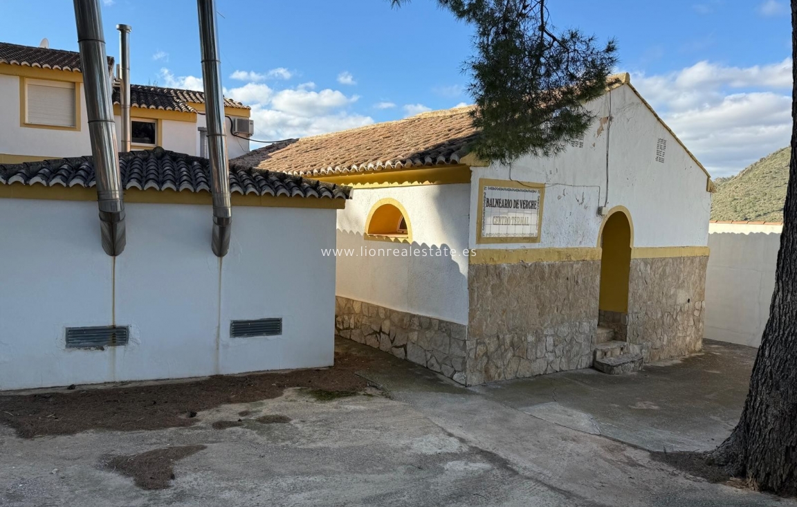 Resale - Building - Valencia