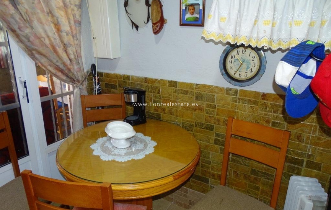 Resale - Bungalow - Guardamar del Segura - El moncayo