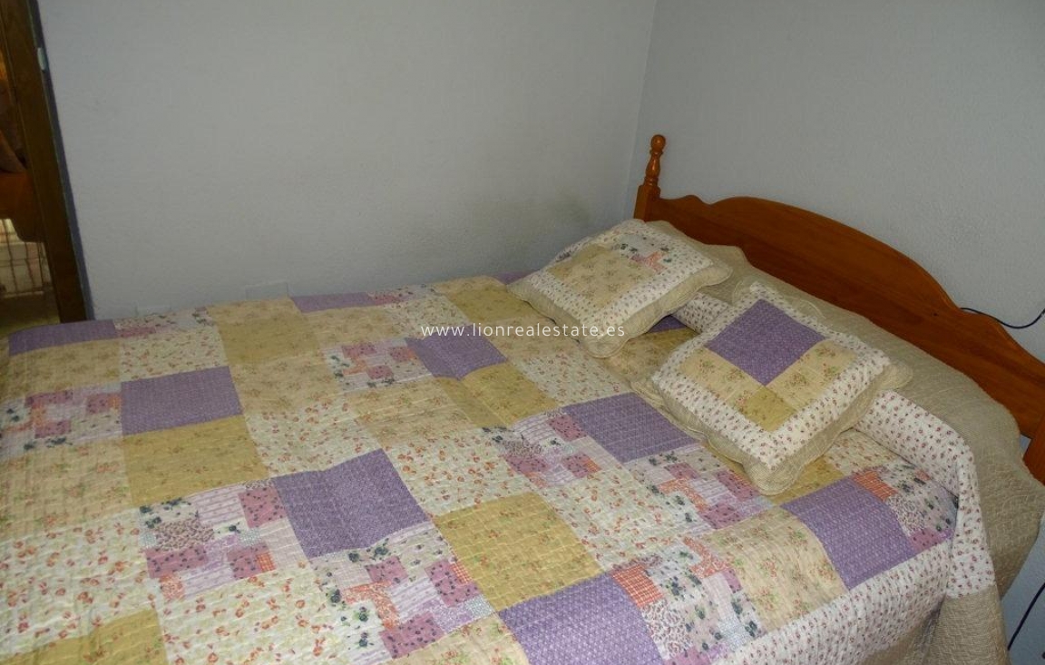 Resale - Bungalow - Guardamar del Segura - El moncayo