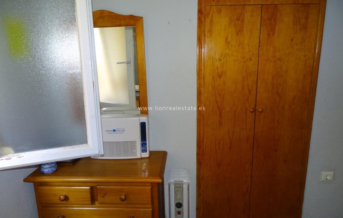 Resale - Bungalow - Guardamar del Segura - El moncayo