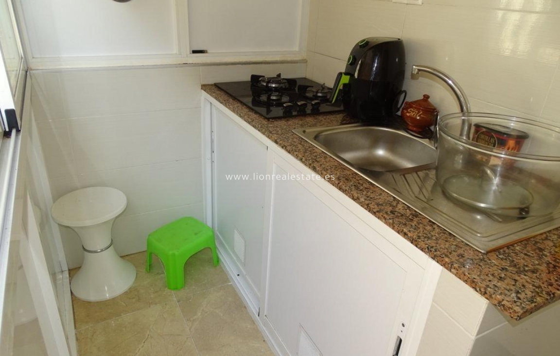 Resale - Bungalow - Guardamar del Segura - El moncayo