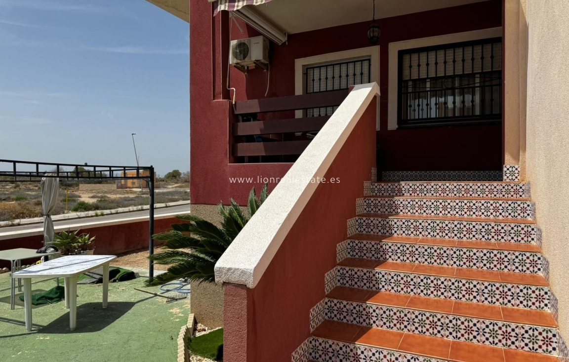 Resale - Bungalow - Orihuela Costa - Los Altos
