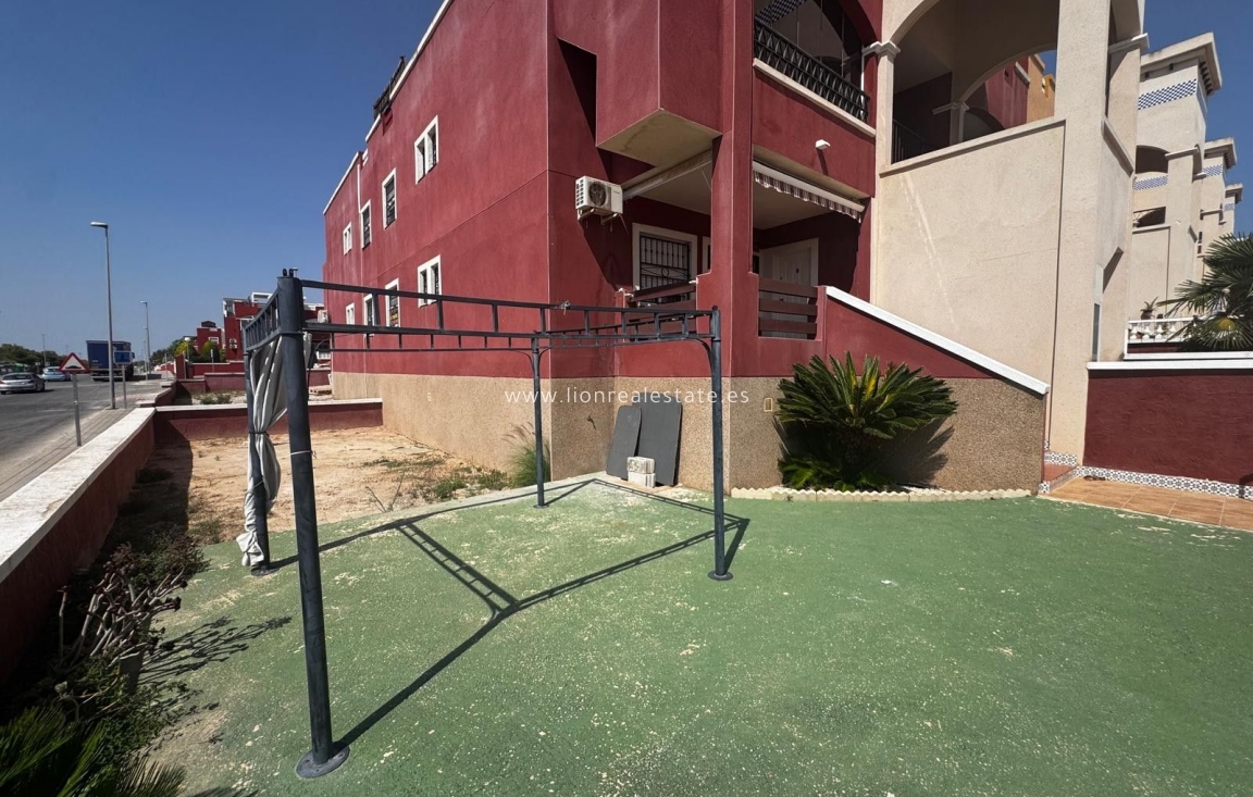 Resale - Bungalow - Orihuela Costa - Los Altos