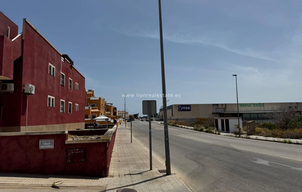 Resale - Bungalow - Orihuela Costa - Los Altos