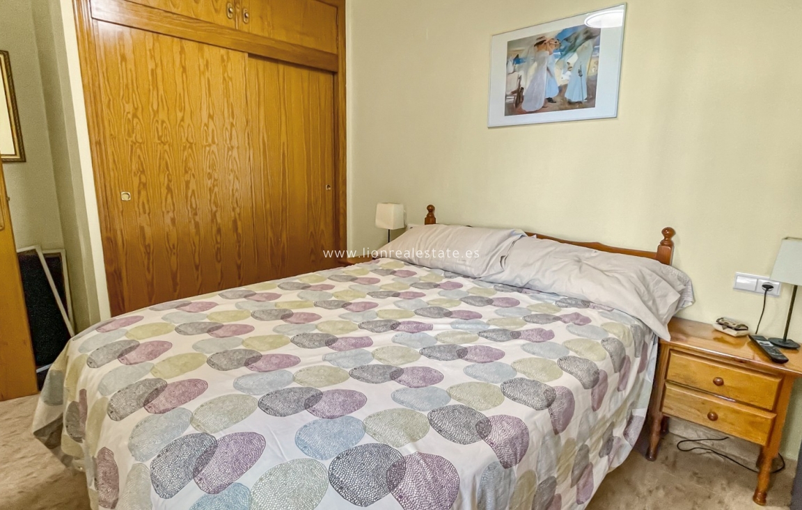 Resale - Bungalow - Orihuela Costa - Playa Flamenca