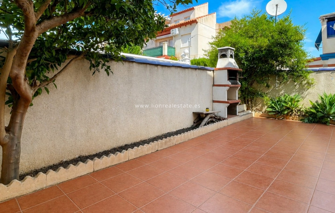 Resale - Bungalow - Orihuela Costa - Playa Flamenca