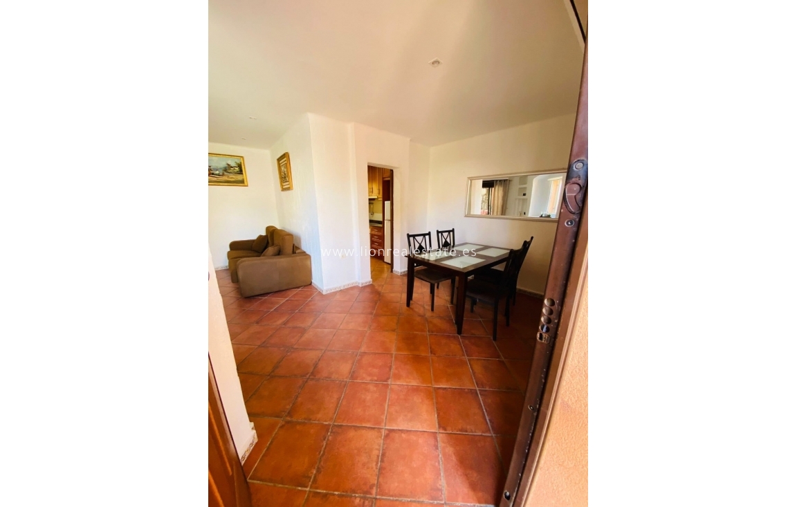 Resale - Bungalow - Orihuela Costa - Punta Prima