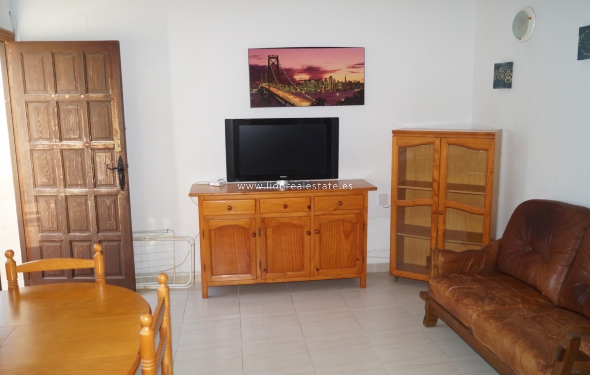 Resale - Bungalow - Orihuela Costa - Villamartín