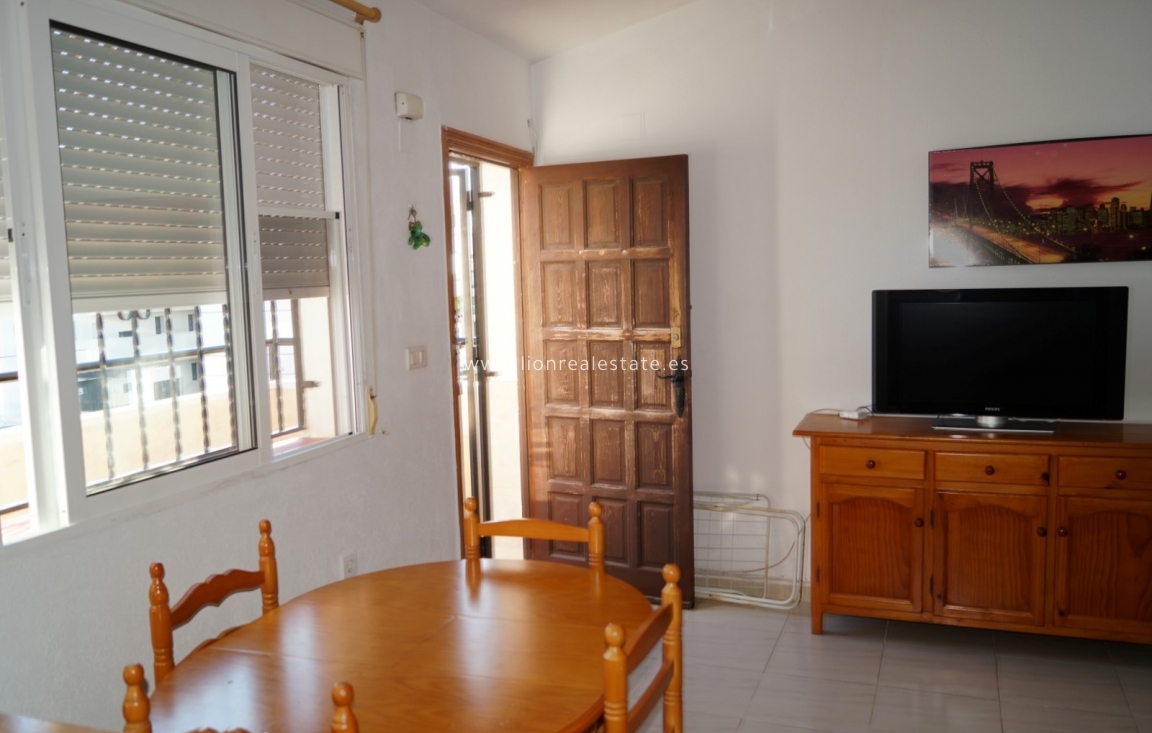 Resale - Bungalow - Orihuela Costa - Villamartín