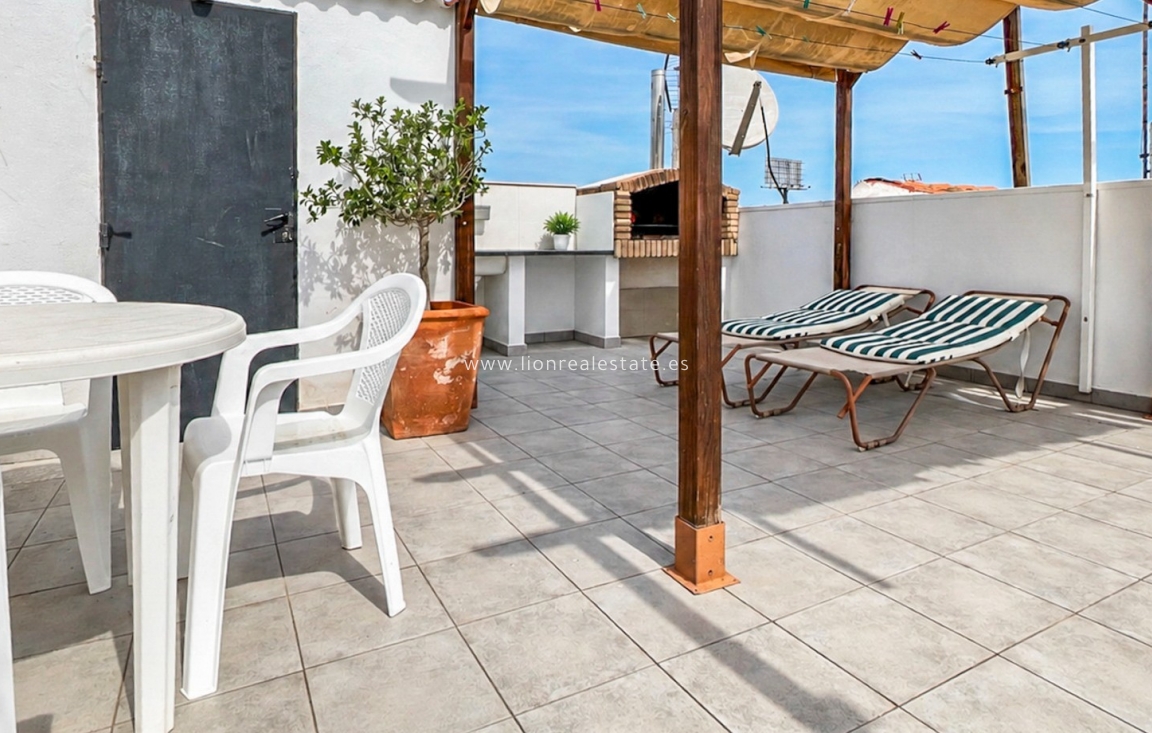 Resale - Bungalow - Torrevieja - La Siesta - El Salado -  Torreta