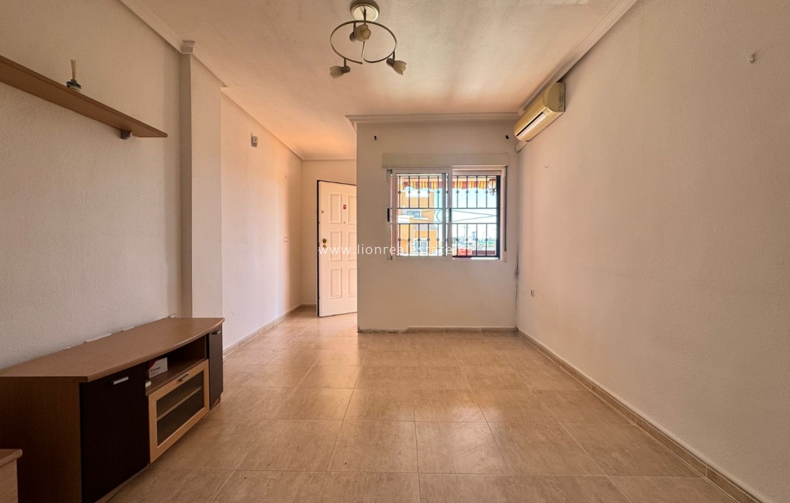 Resale - Bungalow - Torrevieja - Los Altos