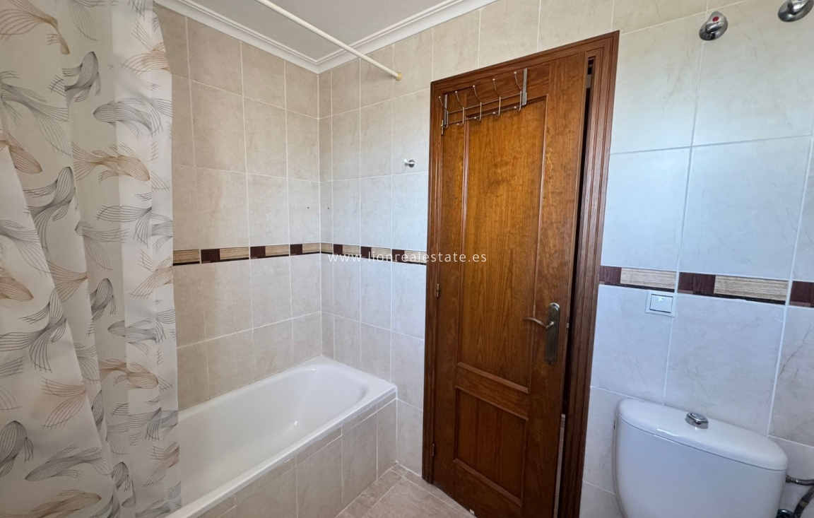 Resale - Bungalow - Torrevieja - Los Altos