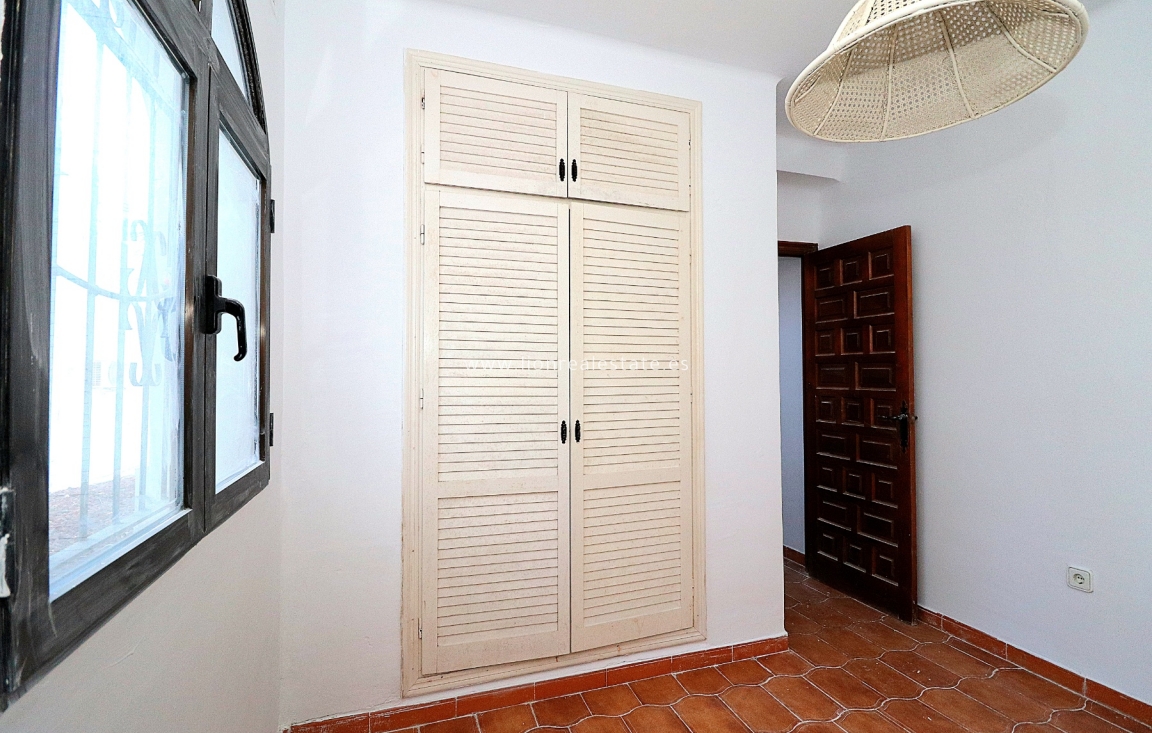 Resale - Chalet - Orihuela Costa - Los Dolses