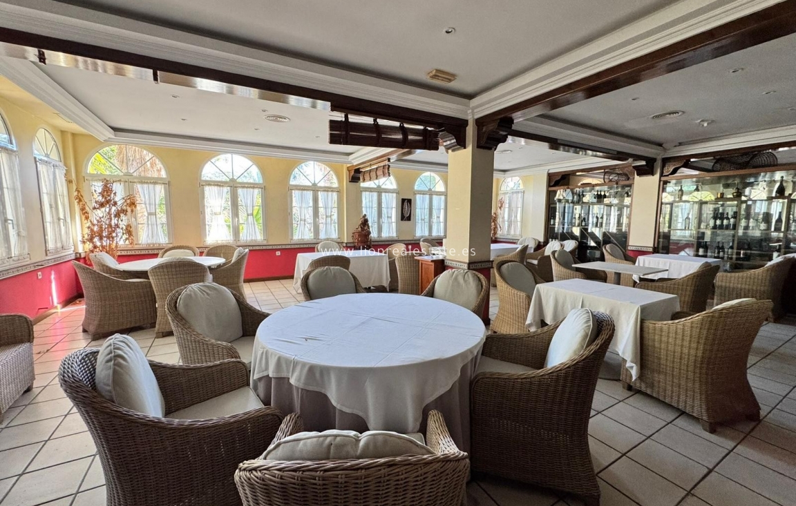 Resale - Commercial - Orihuela Costa