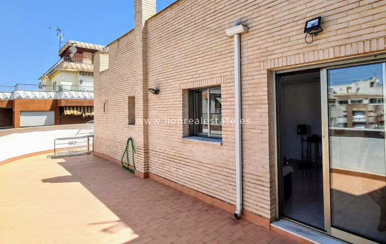 Resale - Commercial - Torrevieja - Centro