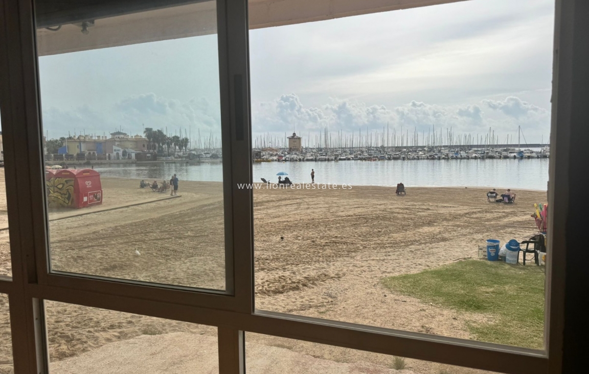 Resale - Commercial - Torrevieja