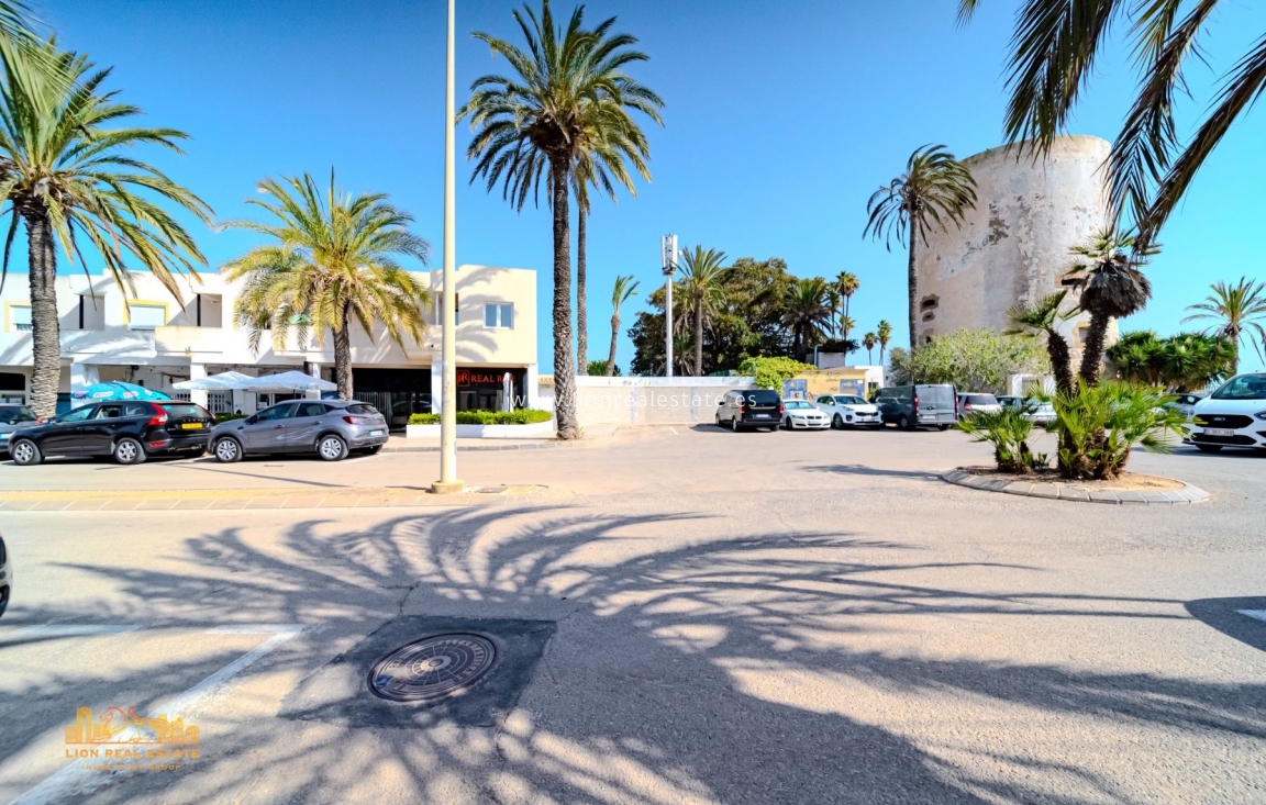 Resale - Commercial Unit - Cabo Roig - Costa blanca