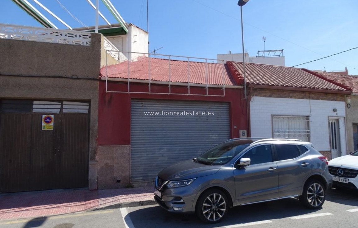 Resale - Commercial Unit - Torrevieja - Acequion