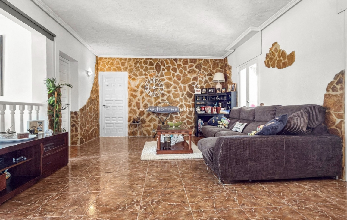 Resale - Detached Villa - Ciudad Quesada