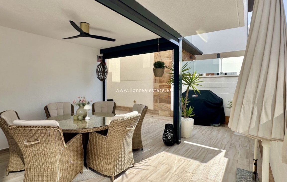 Resale - Detached Villa - Orihuela Costa - Lomas de Cabo Roig