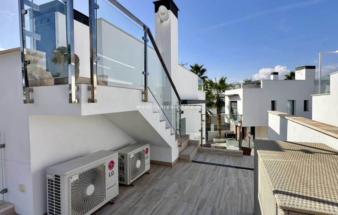 Resale - Detached Villa - Orihuela Costa - Lomas de Cabo Roig